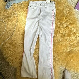 White jeans size 24 with pink stripes. High rise/flare brand new
